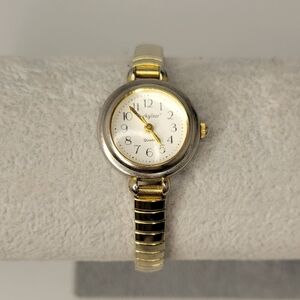 ▪︎Lucky Star Women's Watch